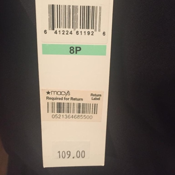 Beautiful Black Cold Shoulder Dress - Picture 5 of 7